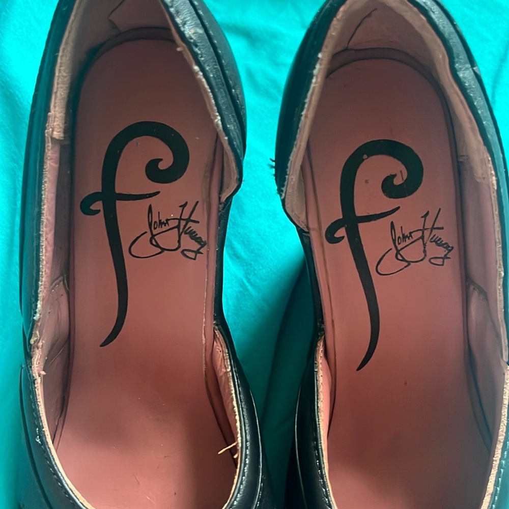 John Fluevog Friends Black Heels. Discontinued retro with vintage pinup style! - Picture 3 of 5